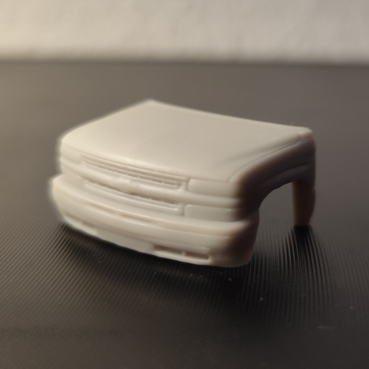 1/64 NBS pre-facelift front end for Auto World Cateye Silverado