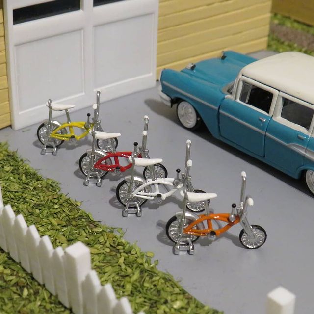 1/64 Schwinn Sting Ray bicycle