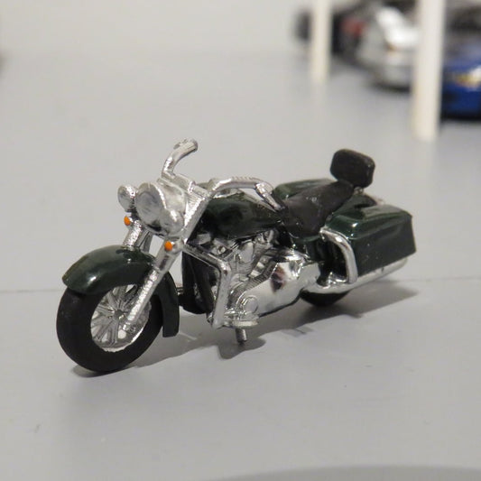 1/64 Harley-Davidson Road King motorcycle