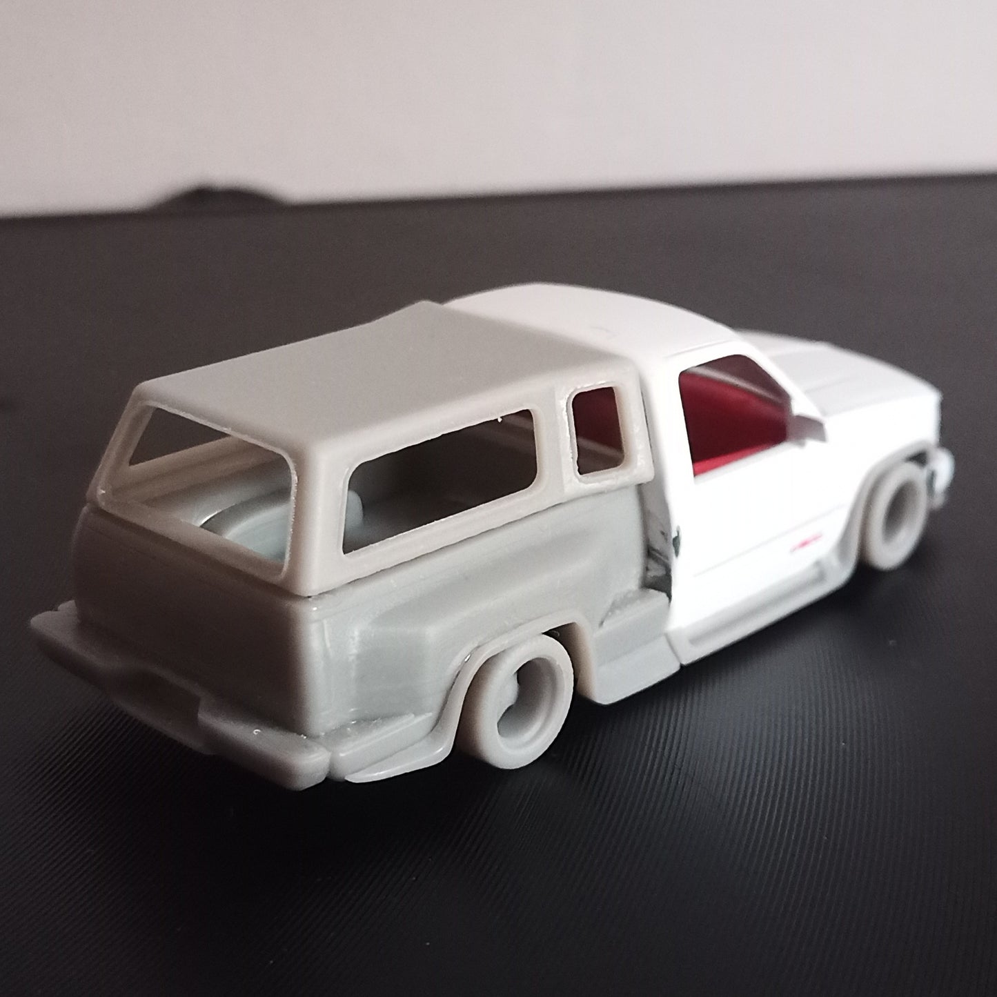 1/64 M2 obs Chevy camper shell for Stepside bed