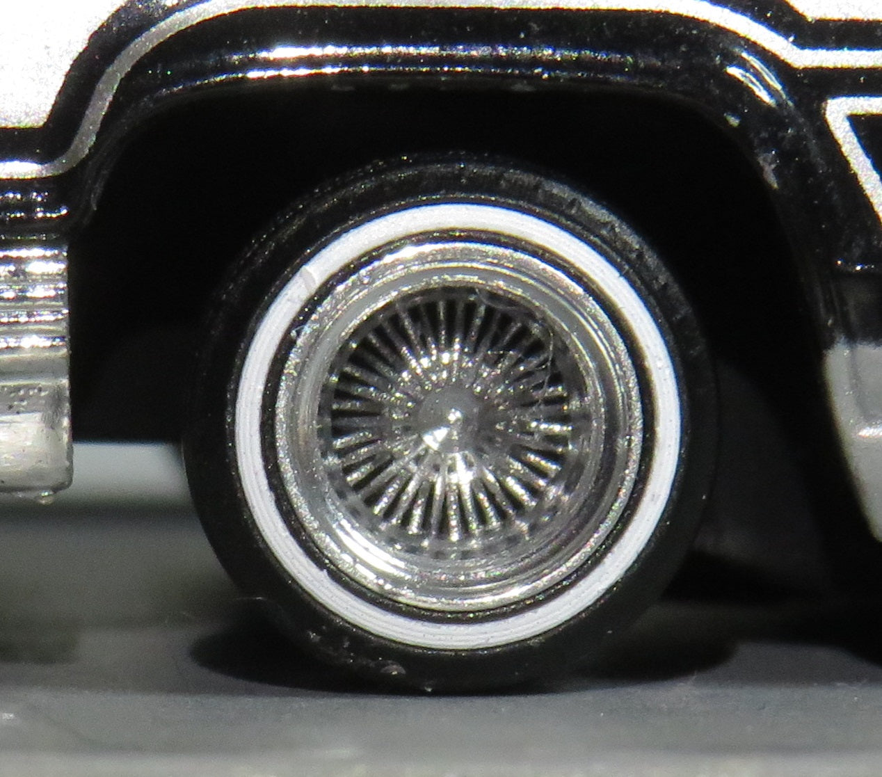 1/64 lowrider wire wheels 13 inch all chrome - bullet knock off