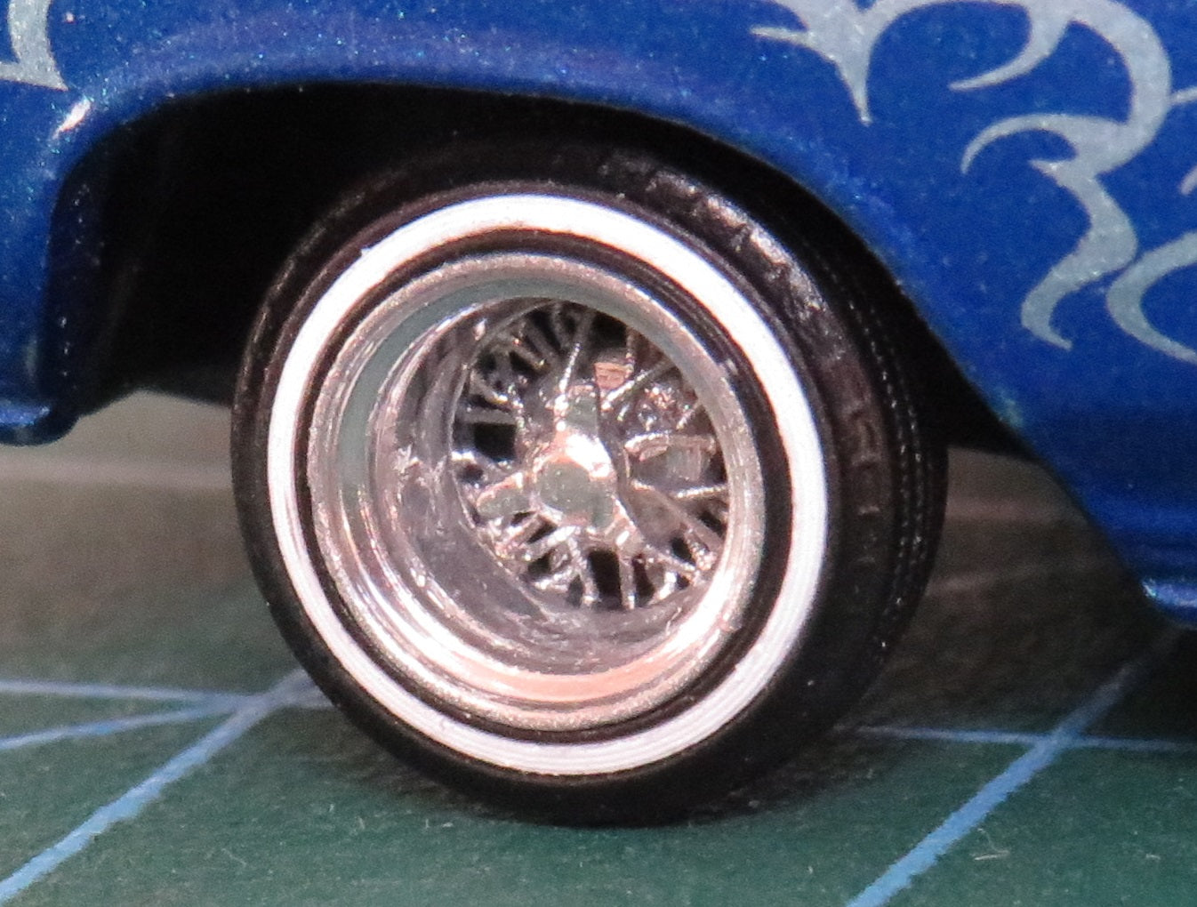 1/64 lowrider wire wheels Truespoke style 13 inch chrome