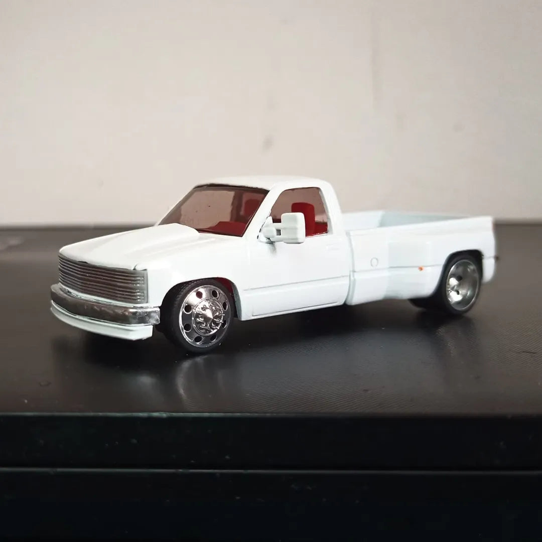 1/64 Dually Conversion Kit for M2 obs C1500