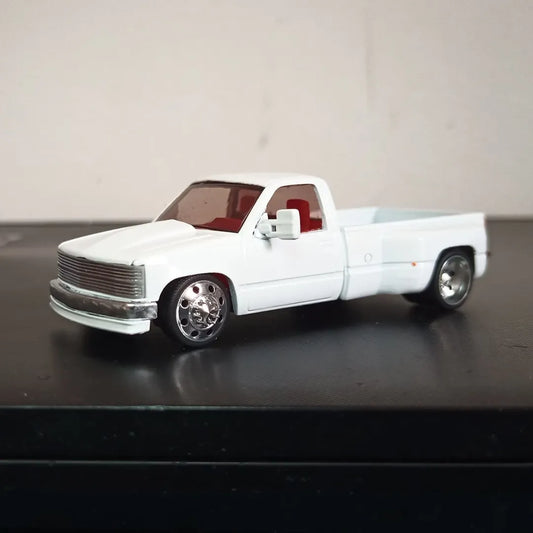 1/64 Dually Conversion Kit for M2 obs C1500