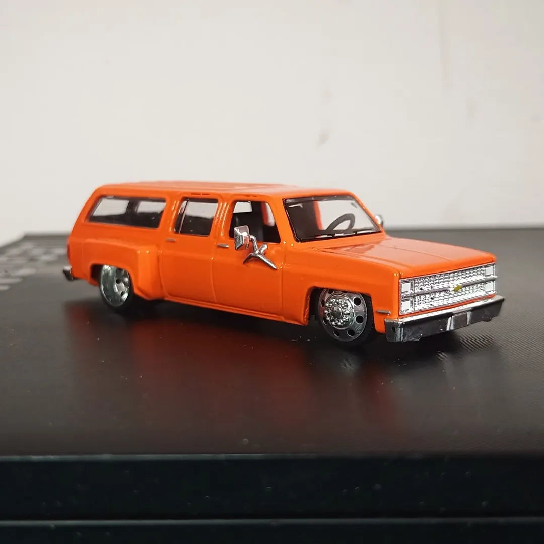 1/64 Dually Conversion Kit for Greenlight Chevrolet Suburban