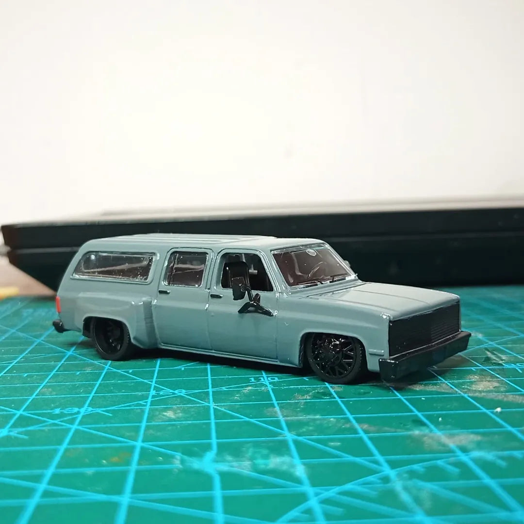 1/64 Dually Conversion Kit for Greenlight Chevrolet Suburban