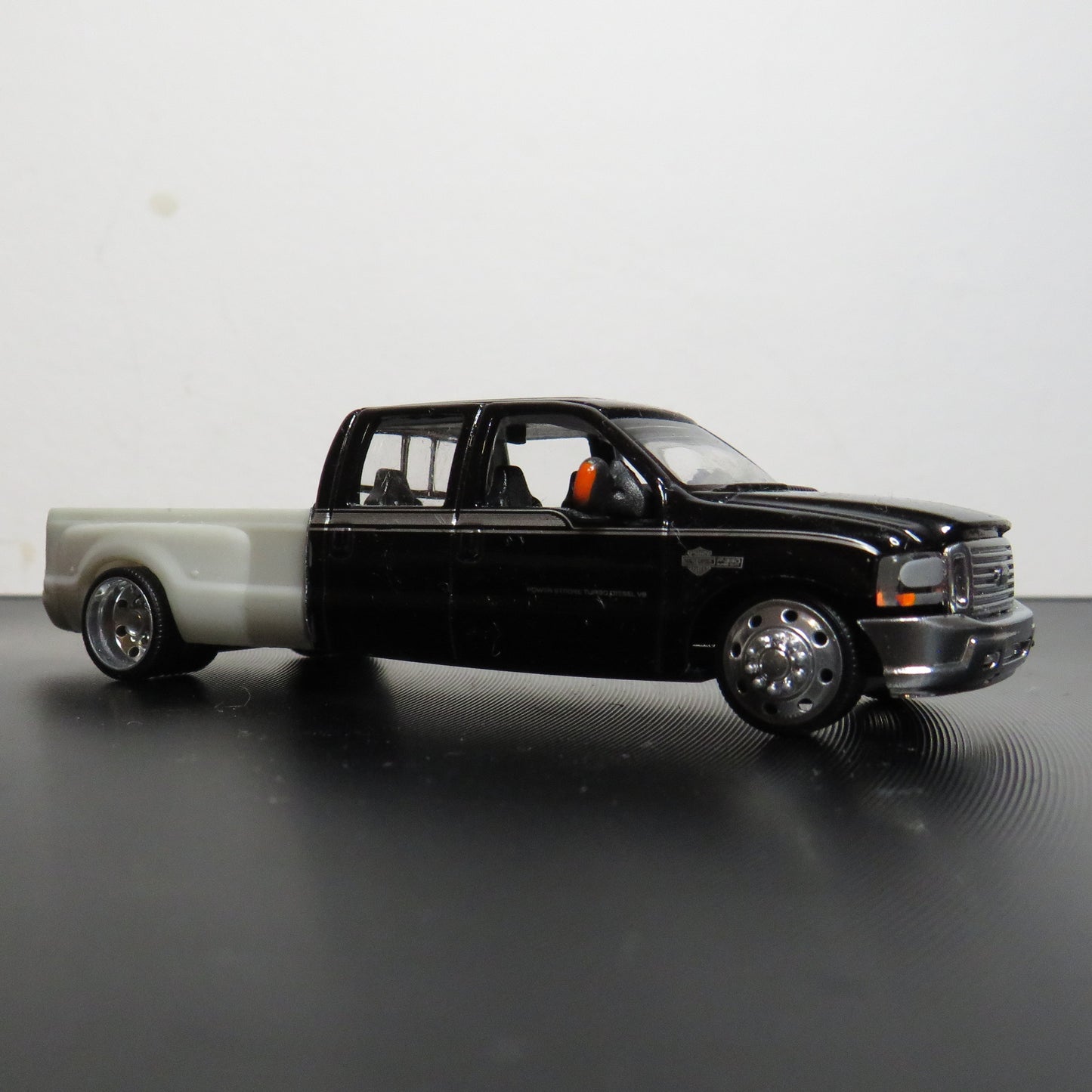 1/64 Dually Conversion Kit for Motormax Ford F-250