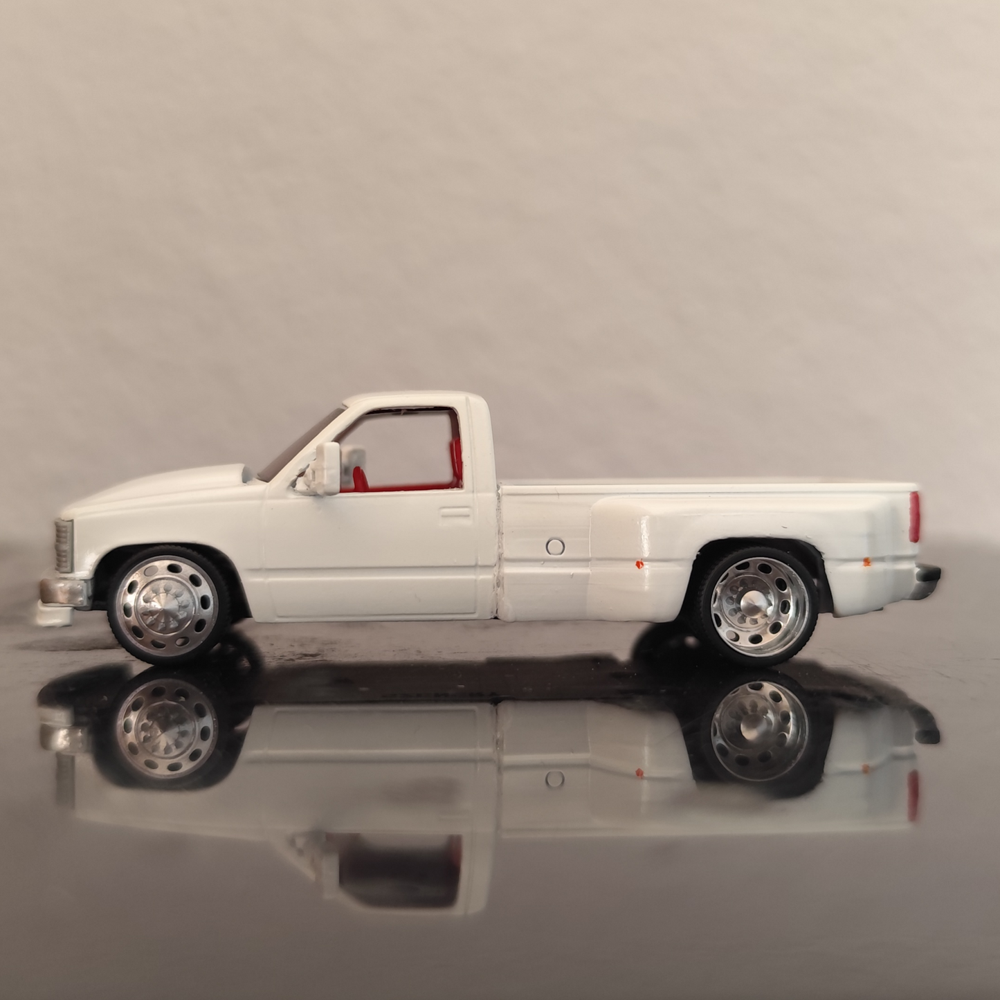1/64 Dually Wheels - Alcoa Oval Hole