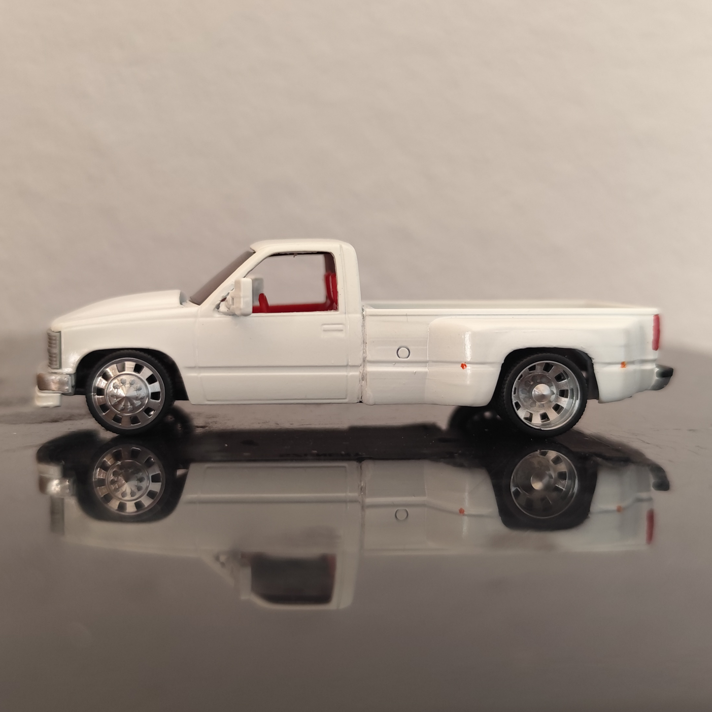 1/64 Dually Wheels - Alcoa Square Hole