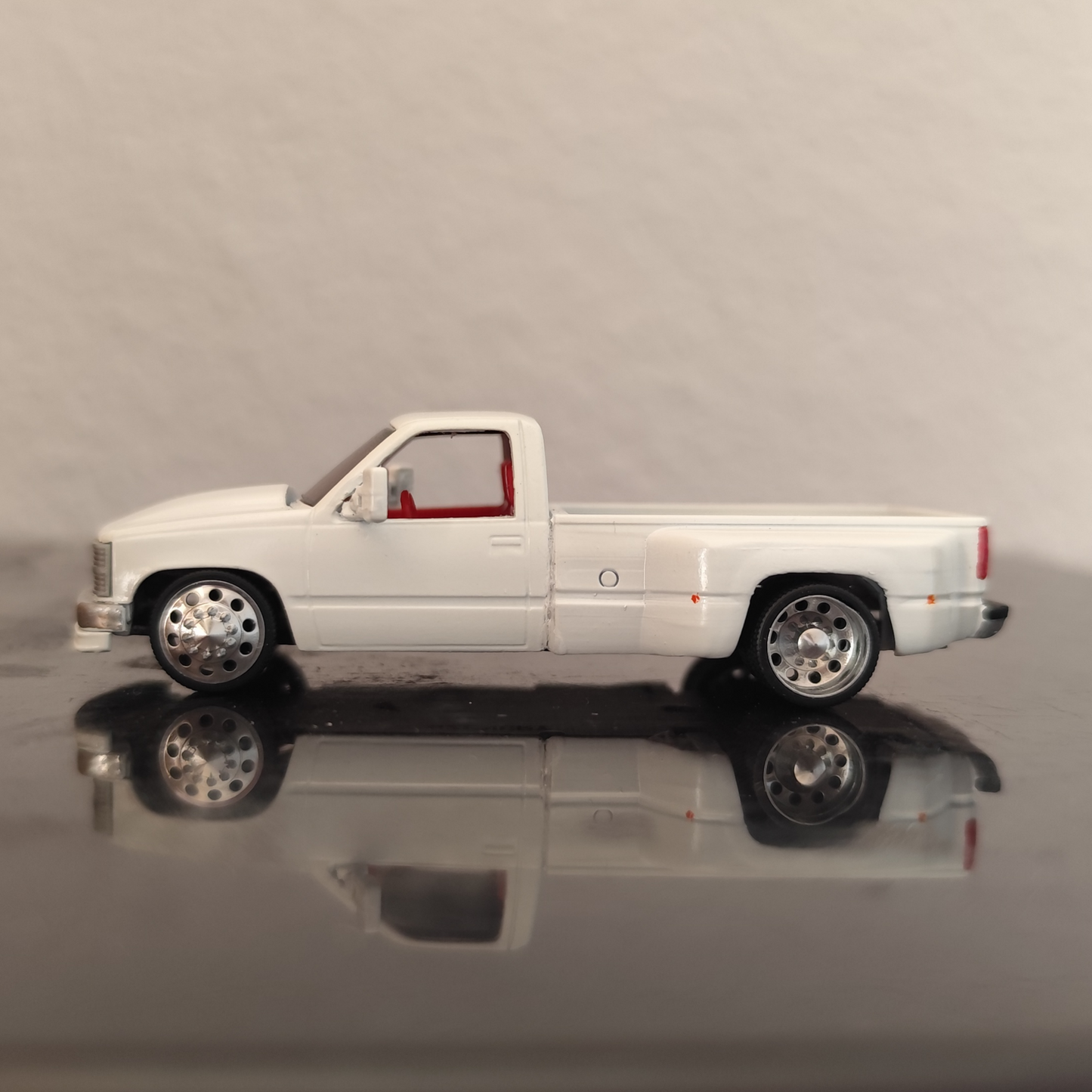 1/64 Dually Wheels - Alcoa Mega Hole