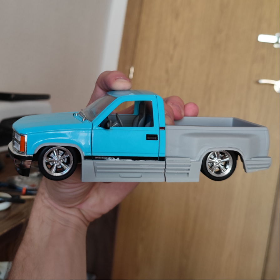 M2 Chevrolet Silverado obs Testarossa kit 1/24