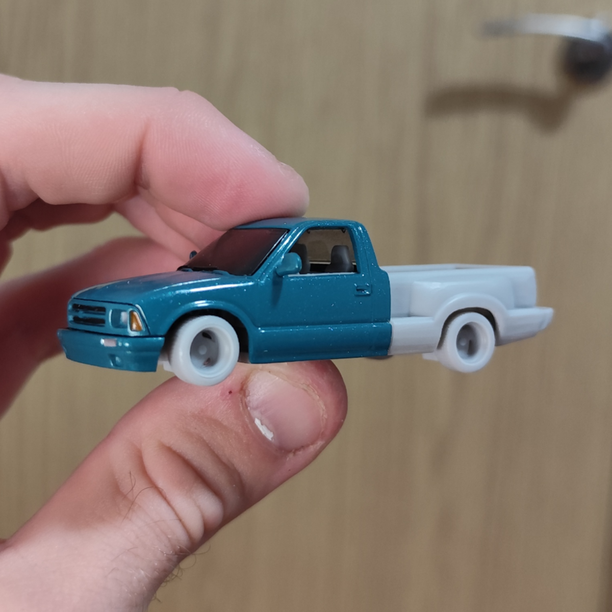 1/64 M2 Chevrolet S10 Stepside conversion kit