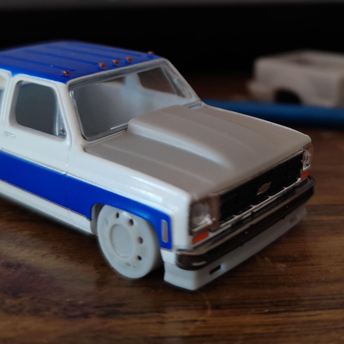 1/64 custom hood for M2 squarebody