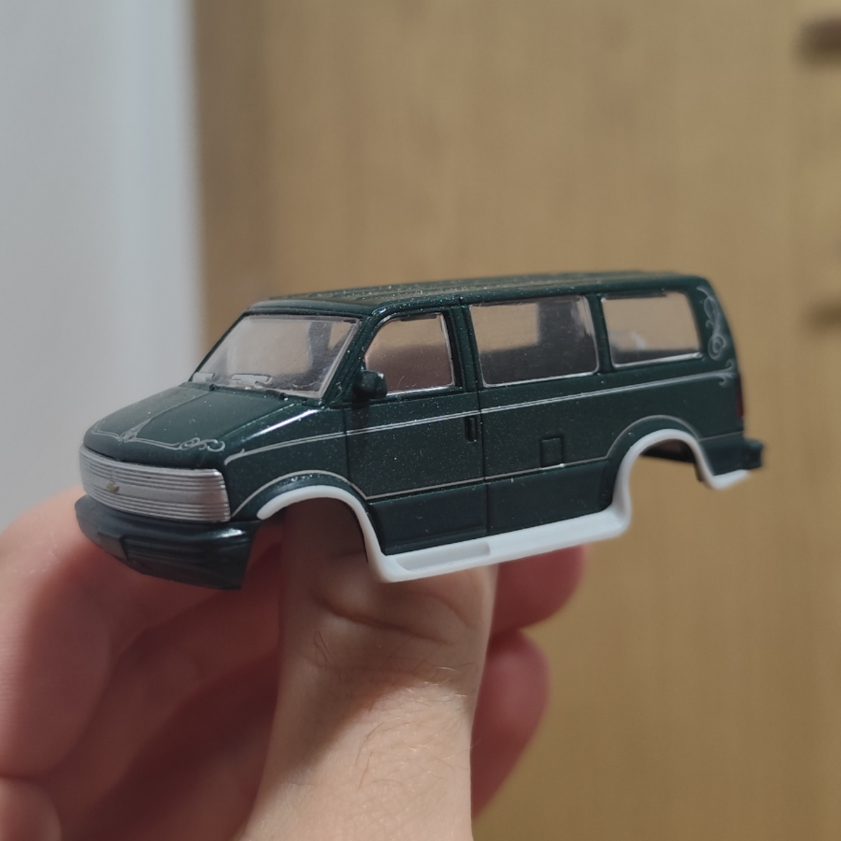 1/64 body kit for M2 Chevrolet Astro Van