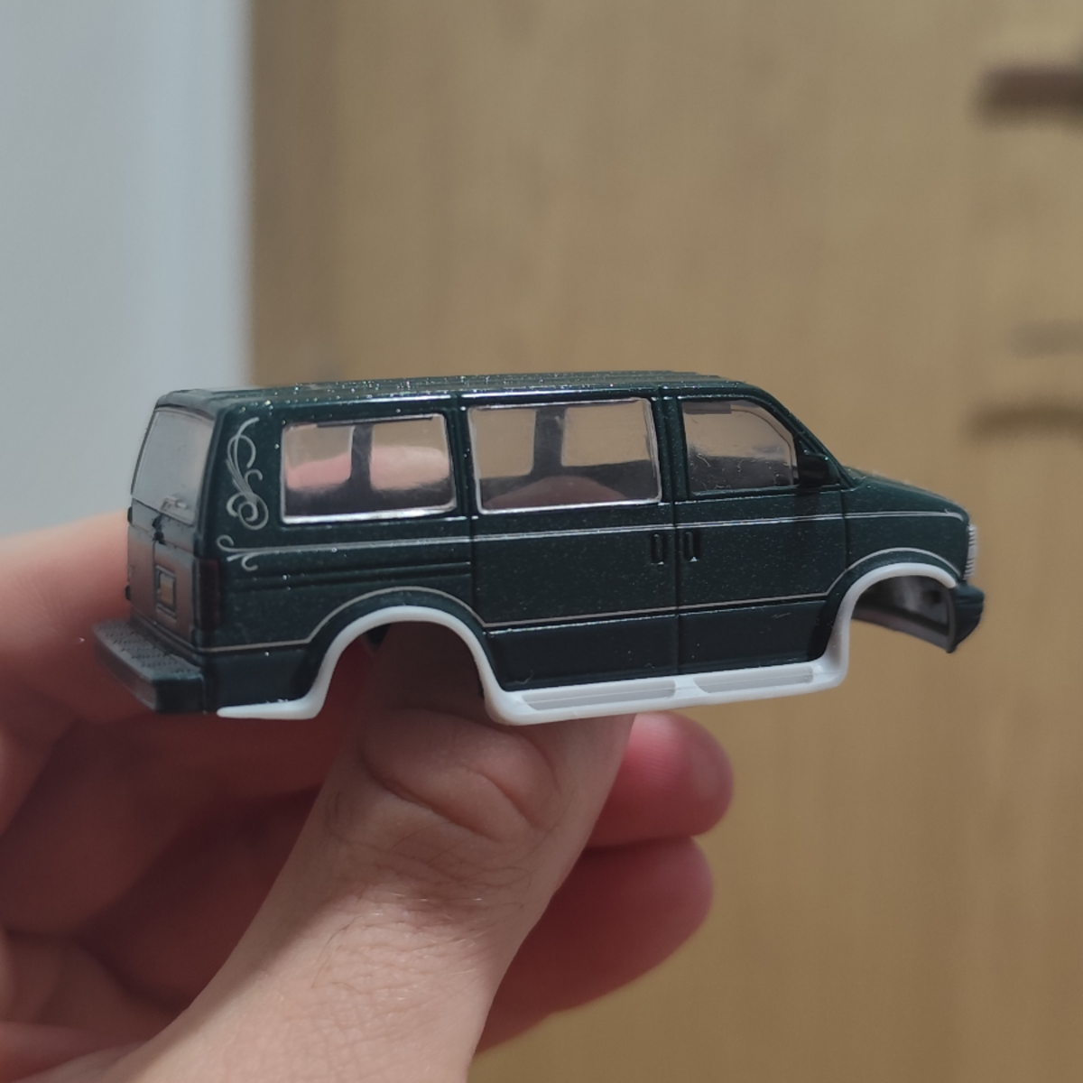 1/64 body kit for M2 Chevrolet Astro Van